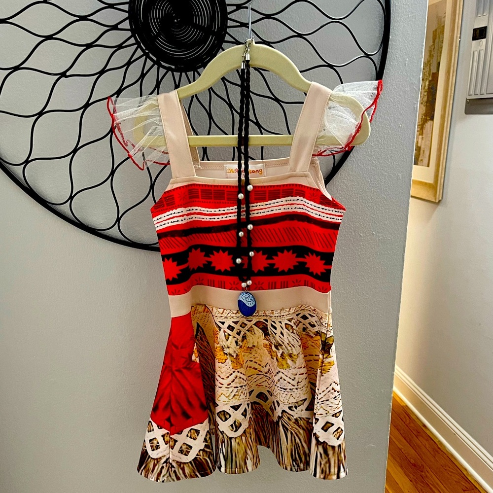 Moana Costume Dress w/ Necklace